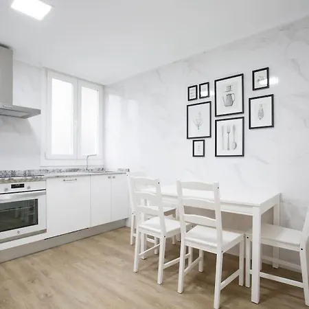 Alhondiga Flat By Next Stop *