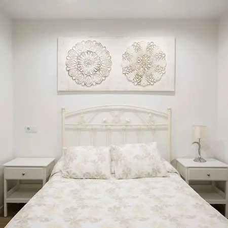 Alhondiga Flat By Next Stop Apartment Bilbao